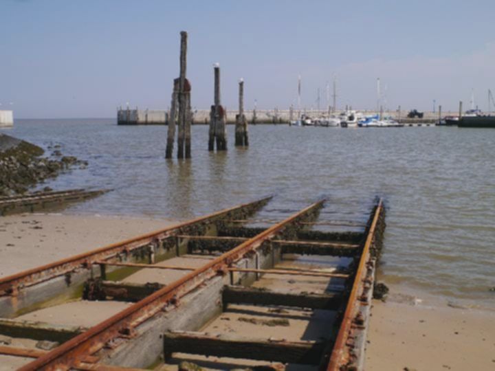 ef55d2e4bf95b81f3a51366f3922ceaa