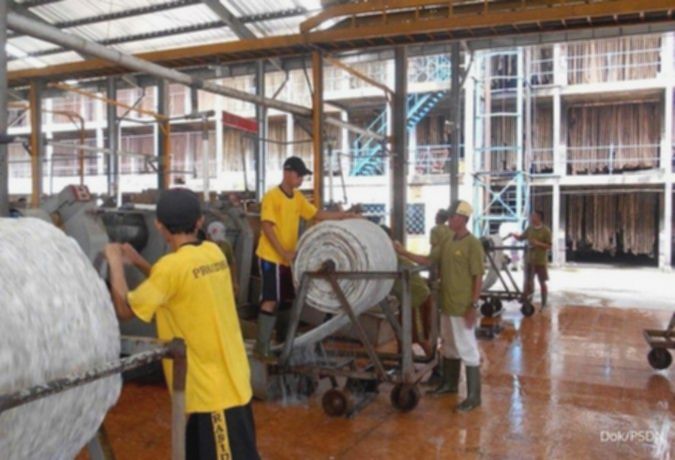 cfec2df690023078128fe3cd594970e2