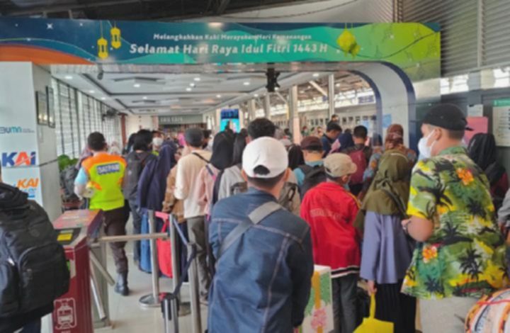 699d81ab9dafdf7ee55599459961ba1d