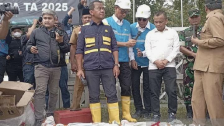 0f8938a49de0d7b0a6b76aeec8e8f937