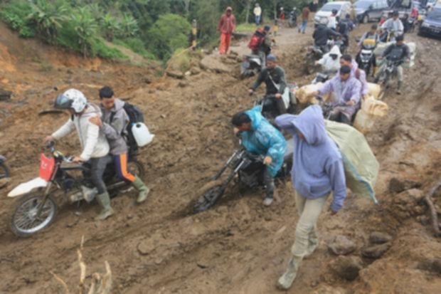 1b8c772d6f2ddd28fe4d15285509336c