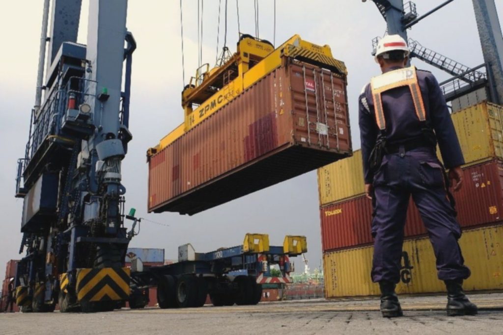 851ed6e4250842bd536b4abe1ca53737